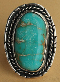 Bague Navajo avec les symboles ethniques amérindiens corde et rayons soleil