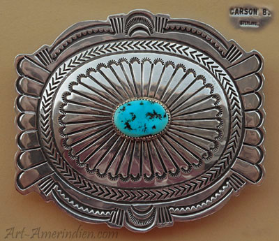 Bijou ethnique Amérindien, cette boucle de ceinture tribale Navajo est en argent massif et turquoise