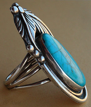 Indian Native American turquoise and sterling jewelry ring