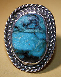 Bague tribale amérindienne en argent et turquoise rare Blue Diamond, bijou ethnique amérindien Navajo.