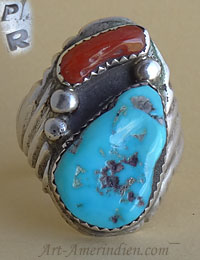 Bague chevalière amérindienne Navajo, bijou tribal en argent, turquoise et corail