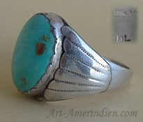 Navajo indian Native artist hallmarked this men's ring DL