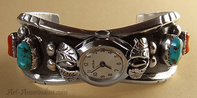 Bracelet Amérindien Navajo avec montre incorporée, argent massif, gemmes de Turquoise et corail, bijou tribal western américain Navajo