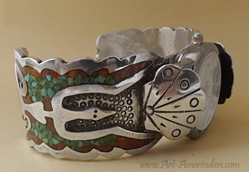 Montre Navajo en argent, bracelet incrusté de turquoise et corail